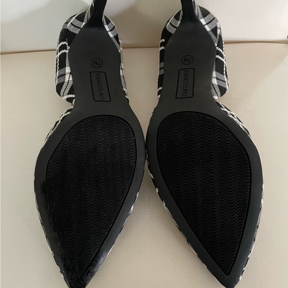 NWT- Bandolino D’Orsay profile black plaid pointed toe Grenow pumps - Picture 4 of 7